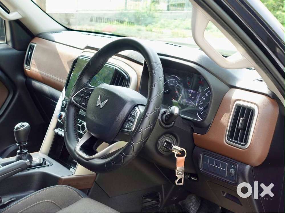 Mahindra Scorpio N Z4 Petrol Mt 7 Str, 2023, Petrol