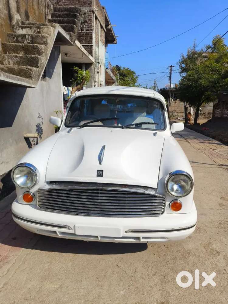 Ambassador Ambassador 2009 Petrol 100000 Km Driven