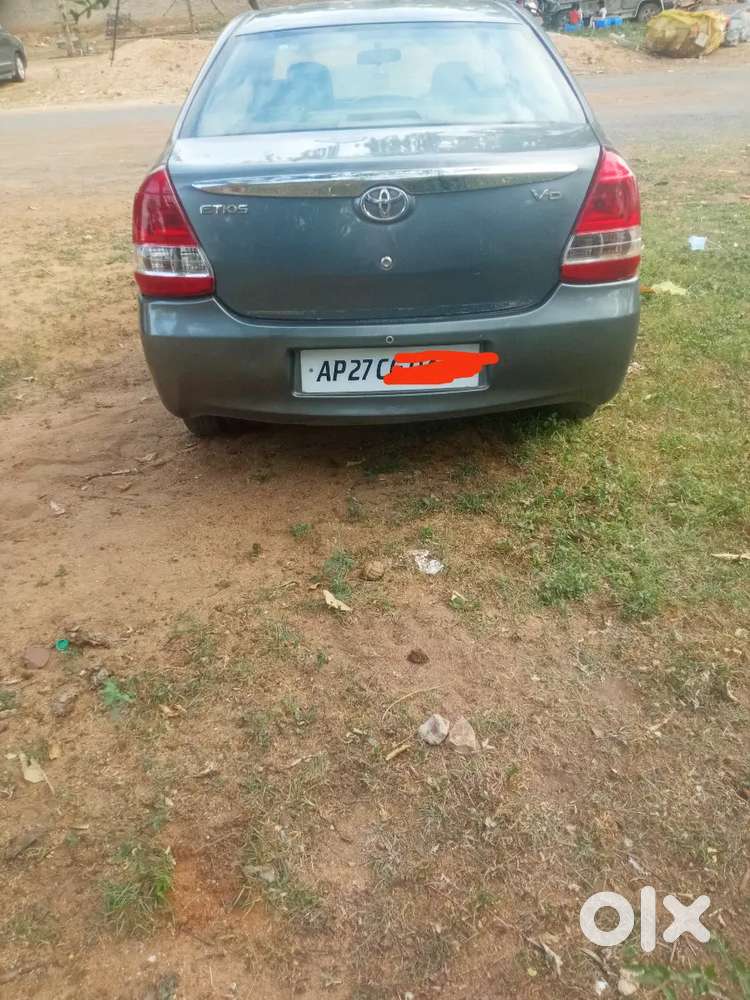 Toyota Etios 2015 Diesel 320000 Km Driven