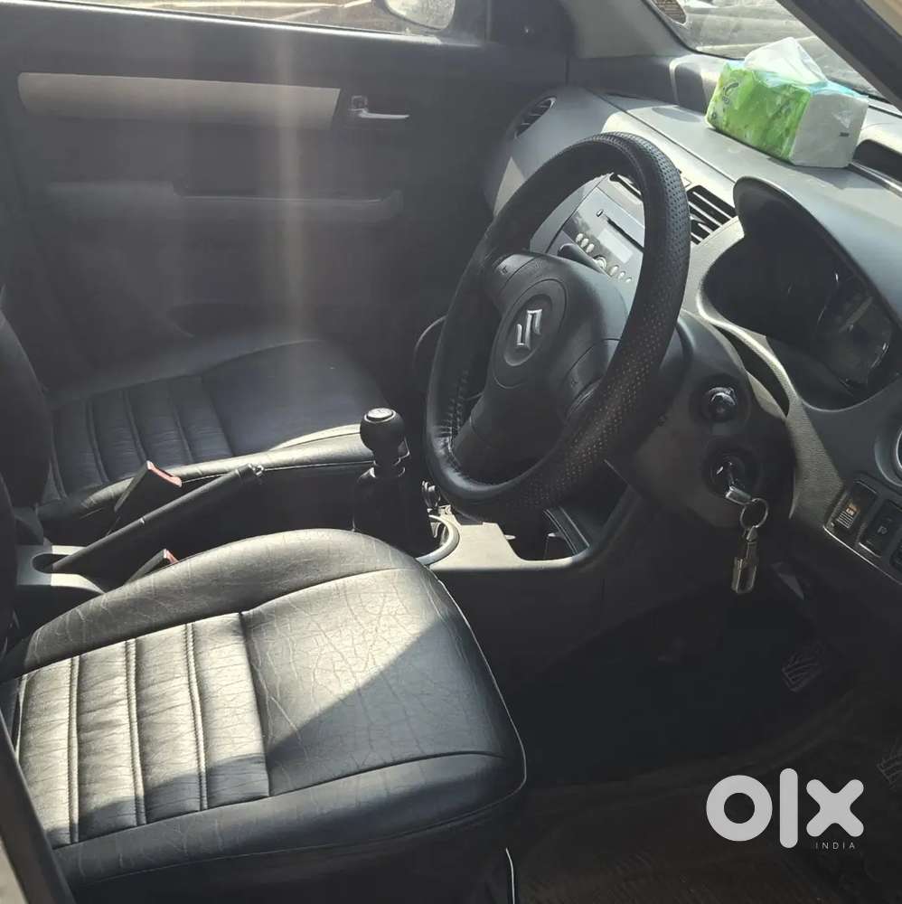Maruti Suzuki Swift Dzire 2011