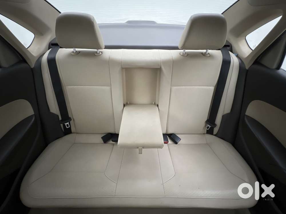 Volkswagen Vento 2010-2013 Petrol Highline, 2013, Petrol