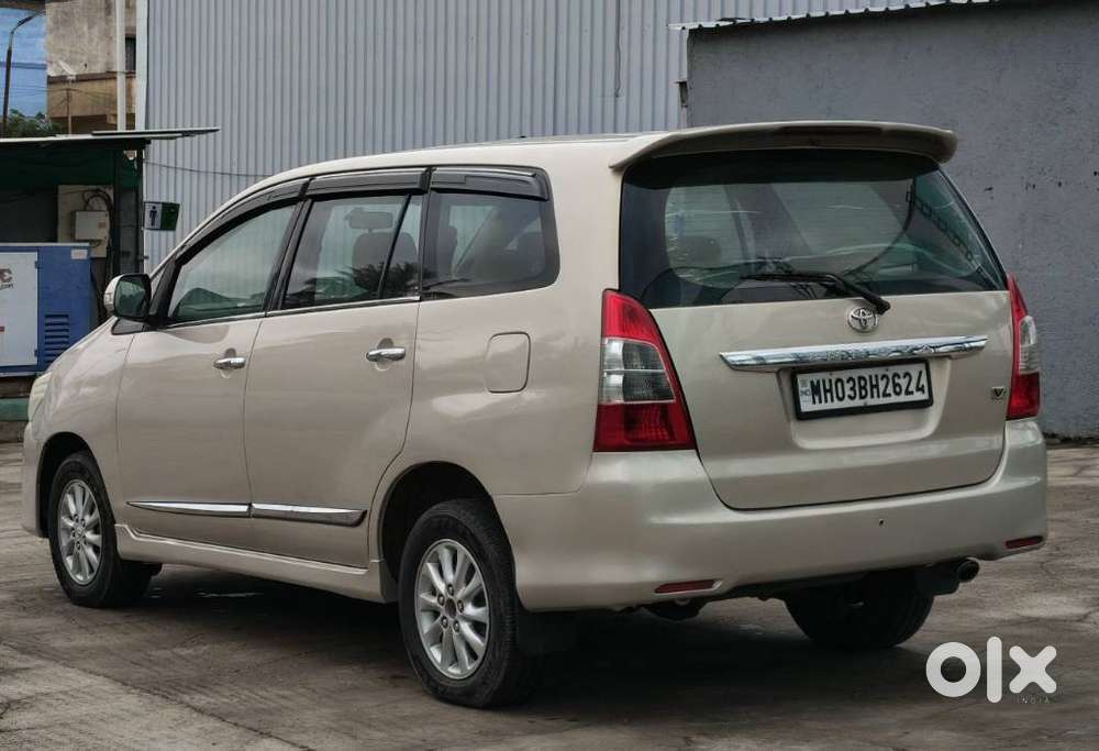 Toyota Innova 2.5 Ev Diesel Ms 8 Str Bsiii, 2012, Diesel