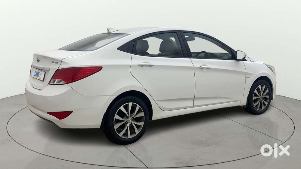 Hyundai Verna 1.6 Vtvt Sx, 2017, Petrol