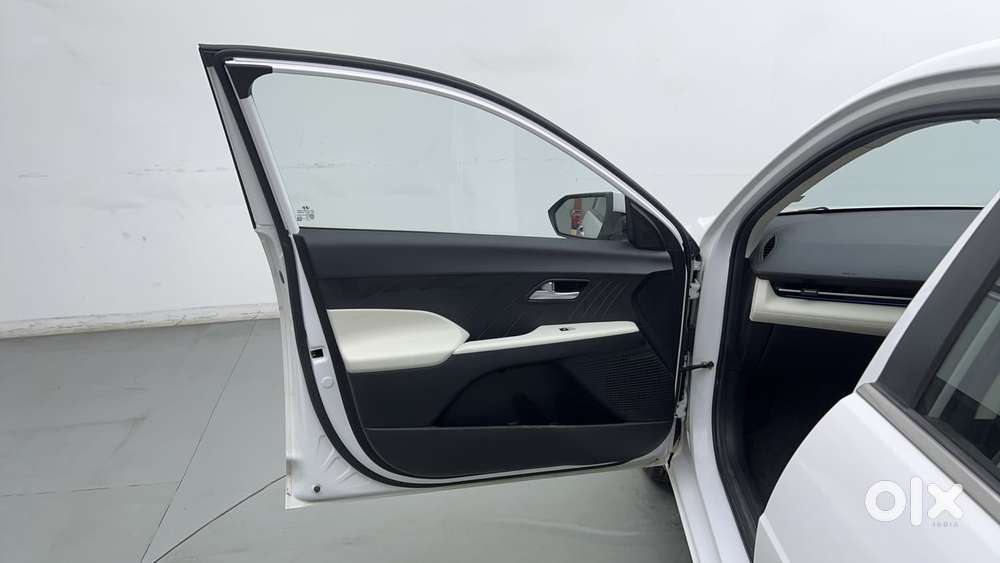 Hyundai Verna 1.5 Sx Petrol Mt, 2024, Petrol