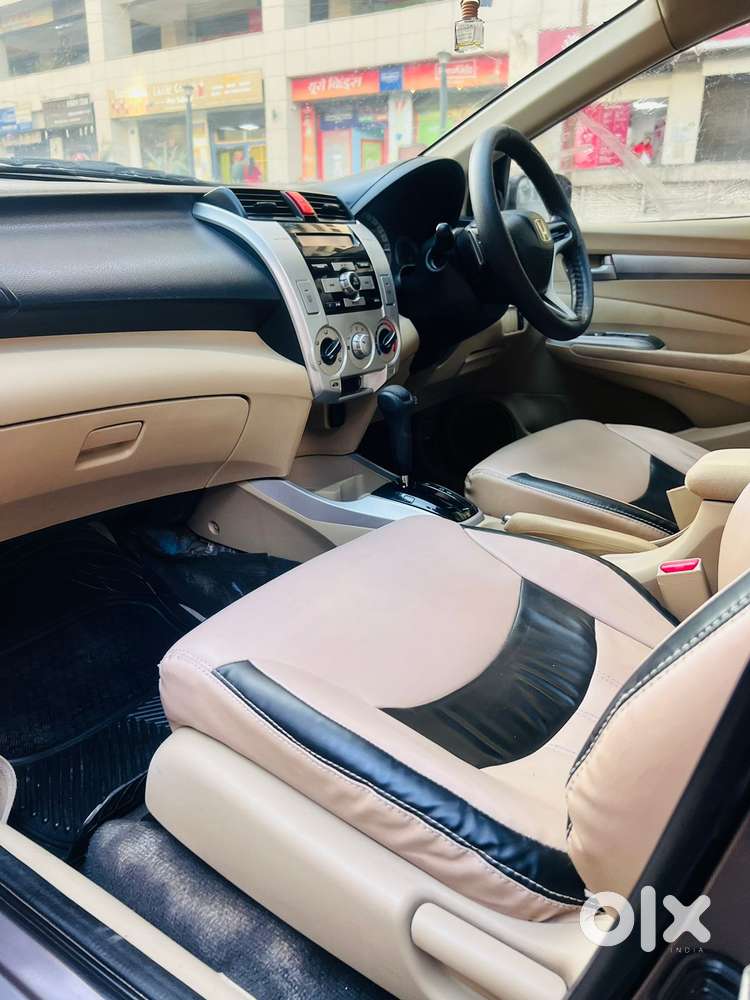 Honda City 2011-2013 V At Exclusive, 2011, Petrol