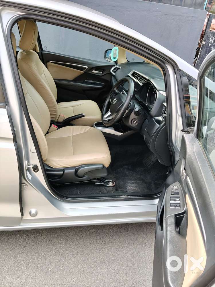 Honda Jazz V Cvt, 2017, Petrol