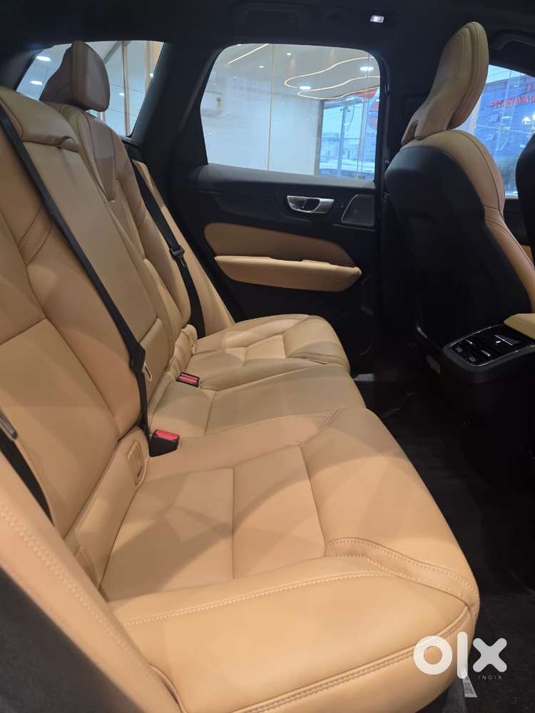 Volvo Xc60 2.0 B5 Ultimate, 2024, Petrol