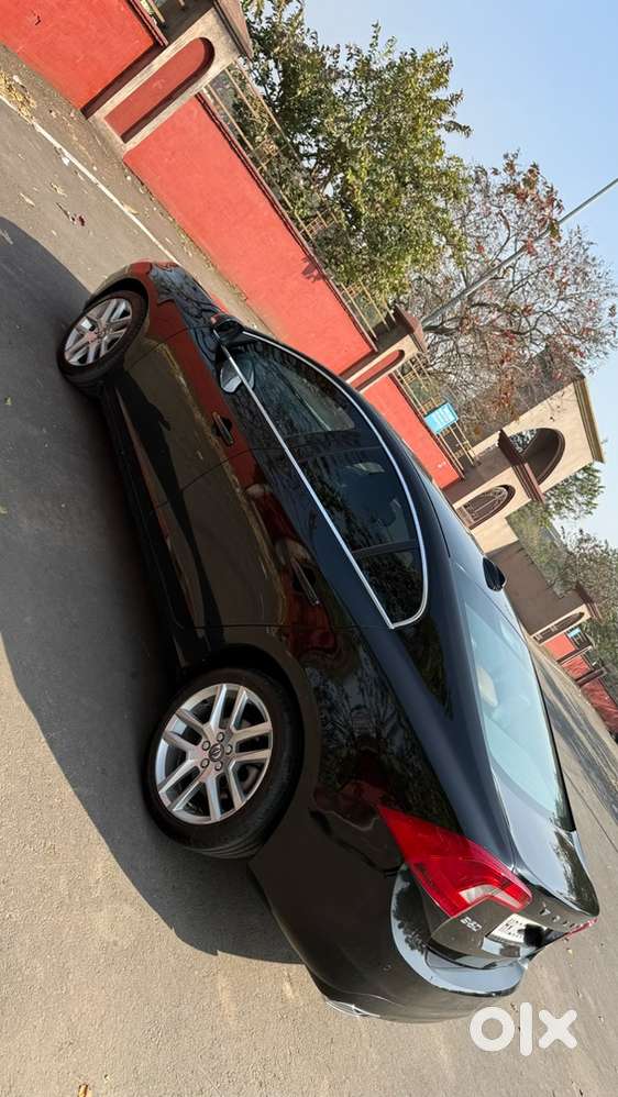 Volvo S60 2017 Diesel Well Maintained