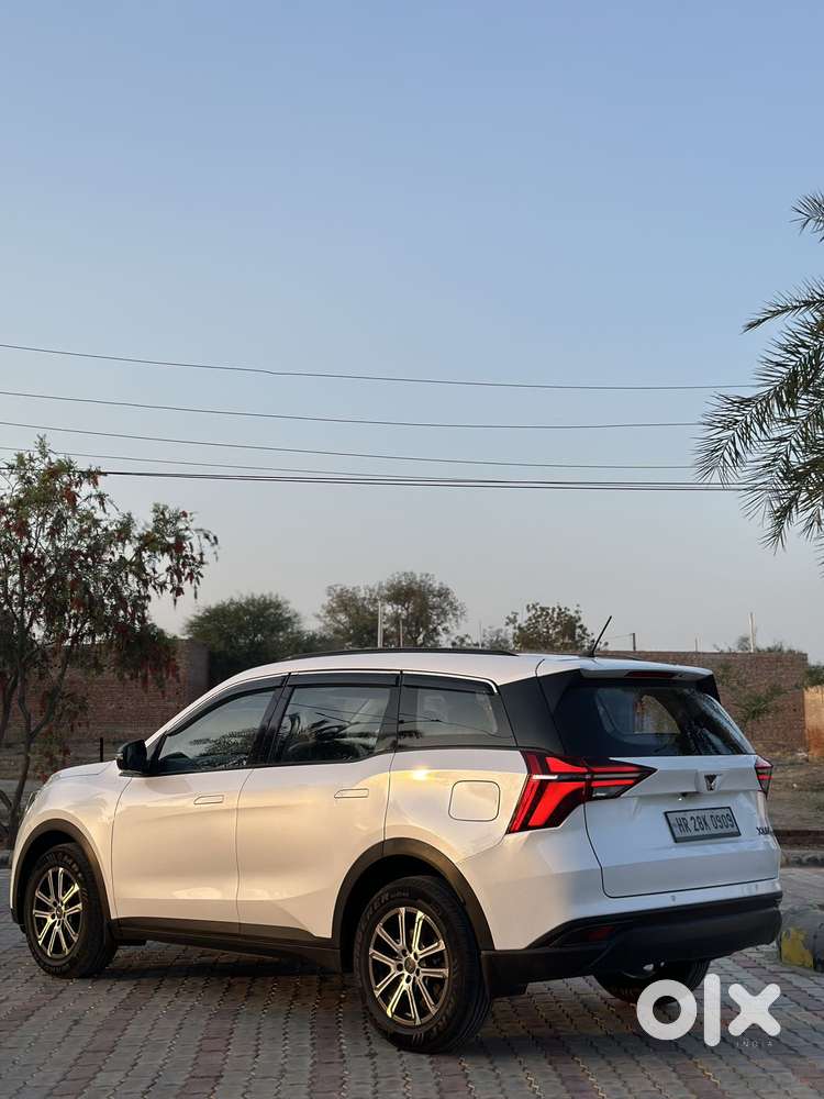 Mahindra Xuv700 Mx Diesel Mt 5 Str (e), 2022, Diesel