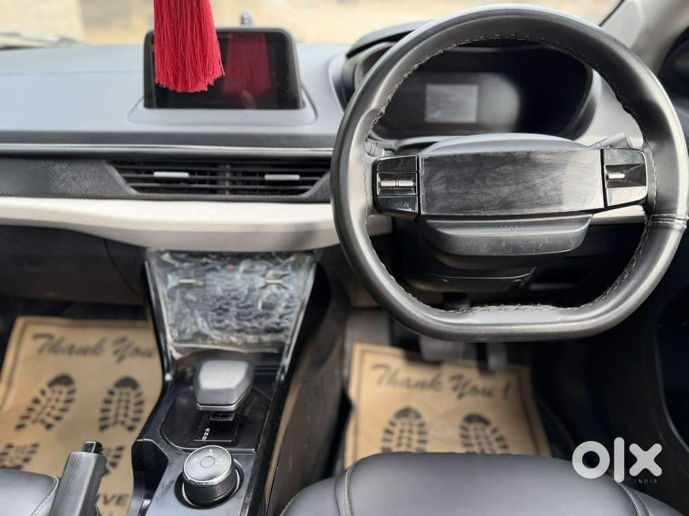 Tata Nexon Pure (s) 1.2 Petrol 6amt, 2024, Petrol