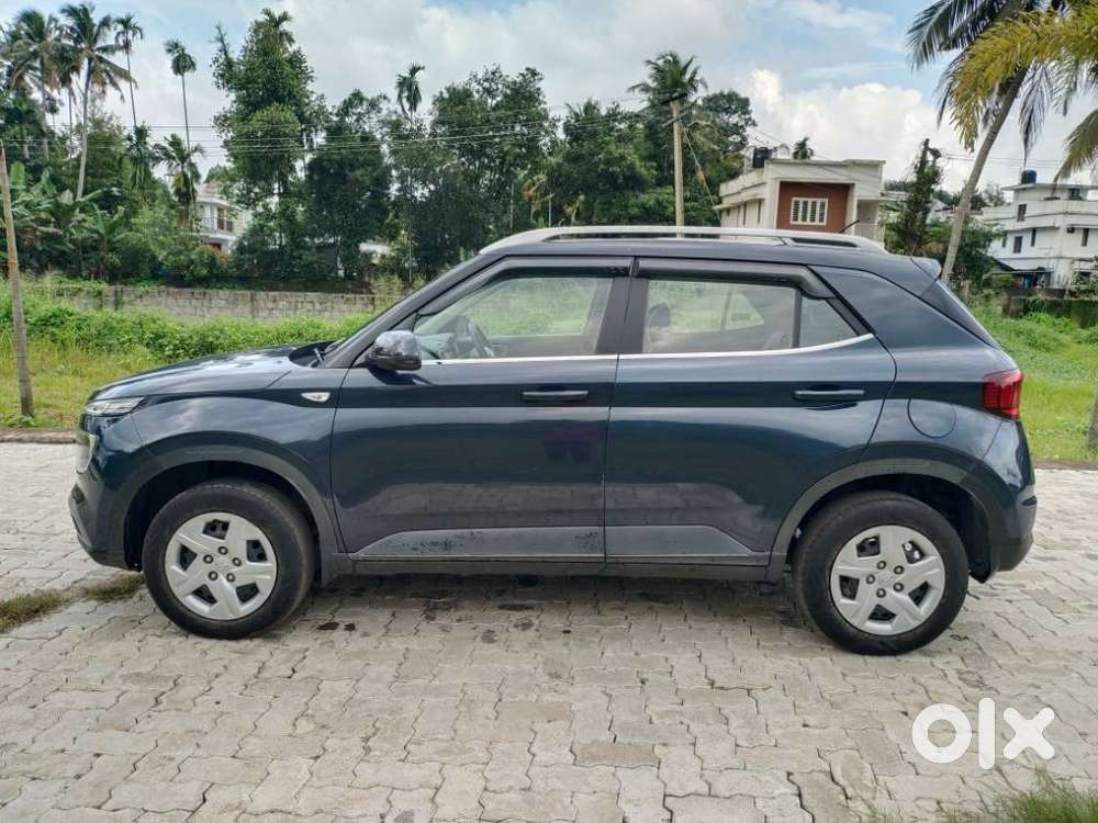 Hyundai Venue S, 2020, Petrol
