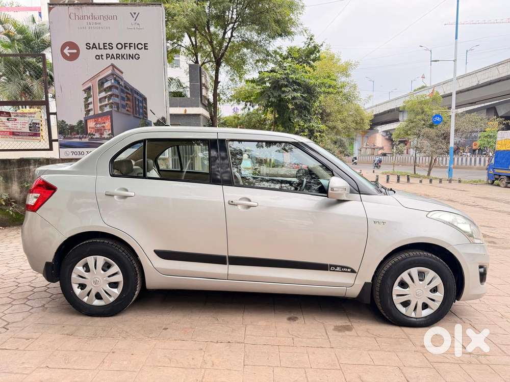 Maruti Suzuki Swift Dzire 1.2 Vxi Bsiv, 2013, Petrol