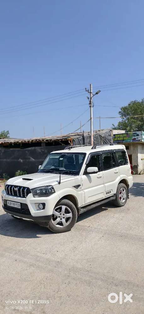 Mahindra Scorpio S11 Bs4 2019