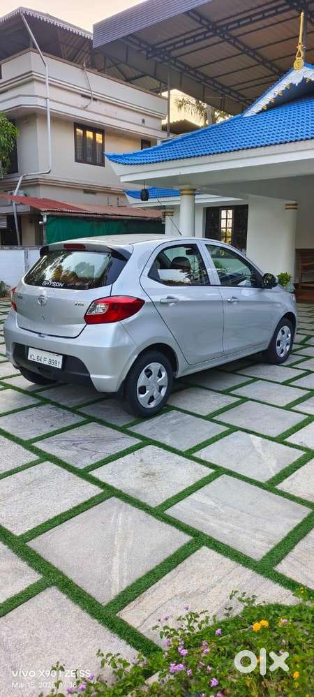 Tata Tiago 1.2 Revotron Xta, 2018, Petrol