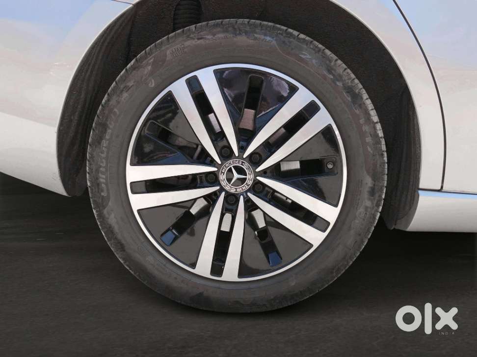 Mercedes-benz A-class Limousine 200, 2022, Petrol