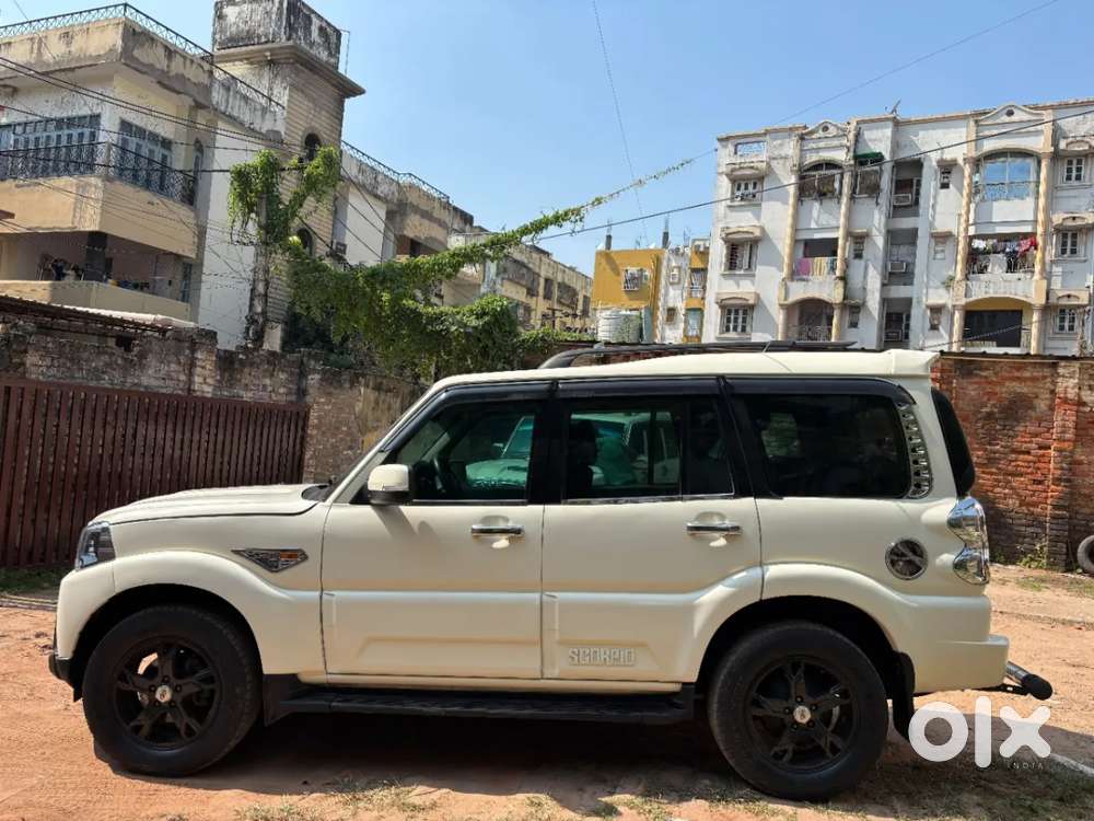 Mahindra Scorpio S10, 2017, Diesel