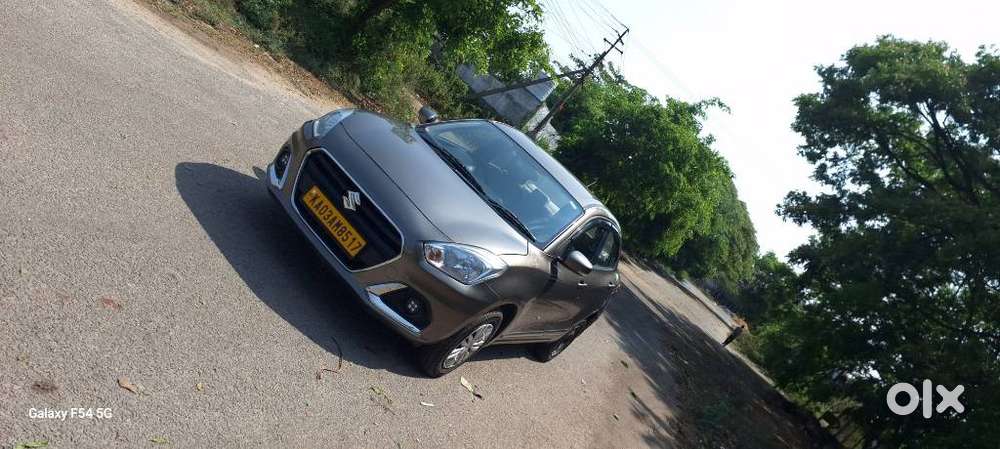 Maruti Suzuki Dzire 1.2 Vxi Cng, 2024, Cng & Hybrids