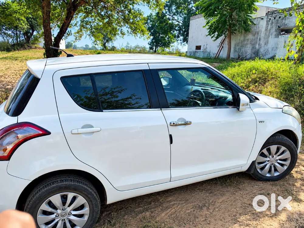 Maruti Suzuki Swift 2015 Petrol With Hybrid