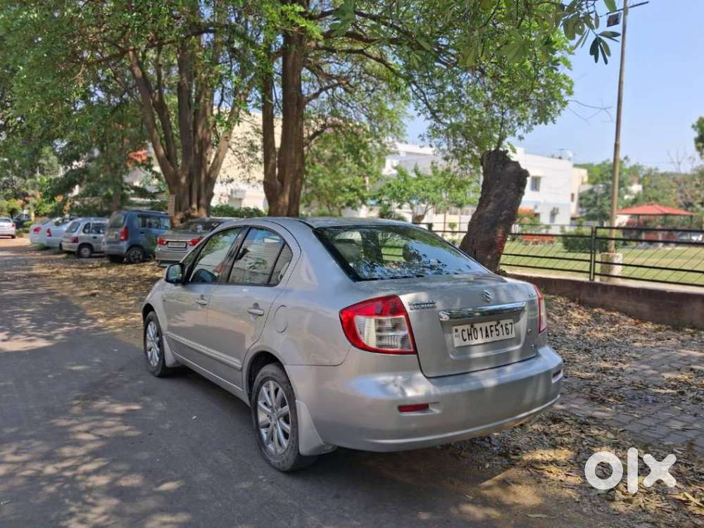 Maruti Suzuki Sx4 Zxi, 2011, Petrol