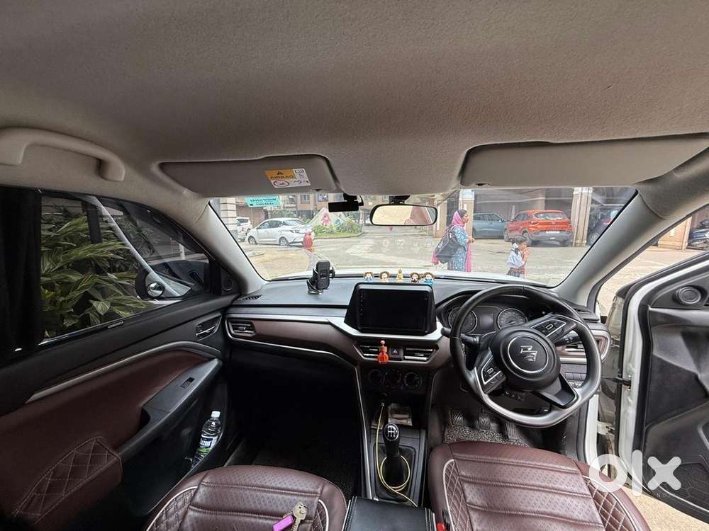 Maruti Suzuki Brezza 2023 Cng & Hybrids 27800 Km Driven