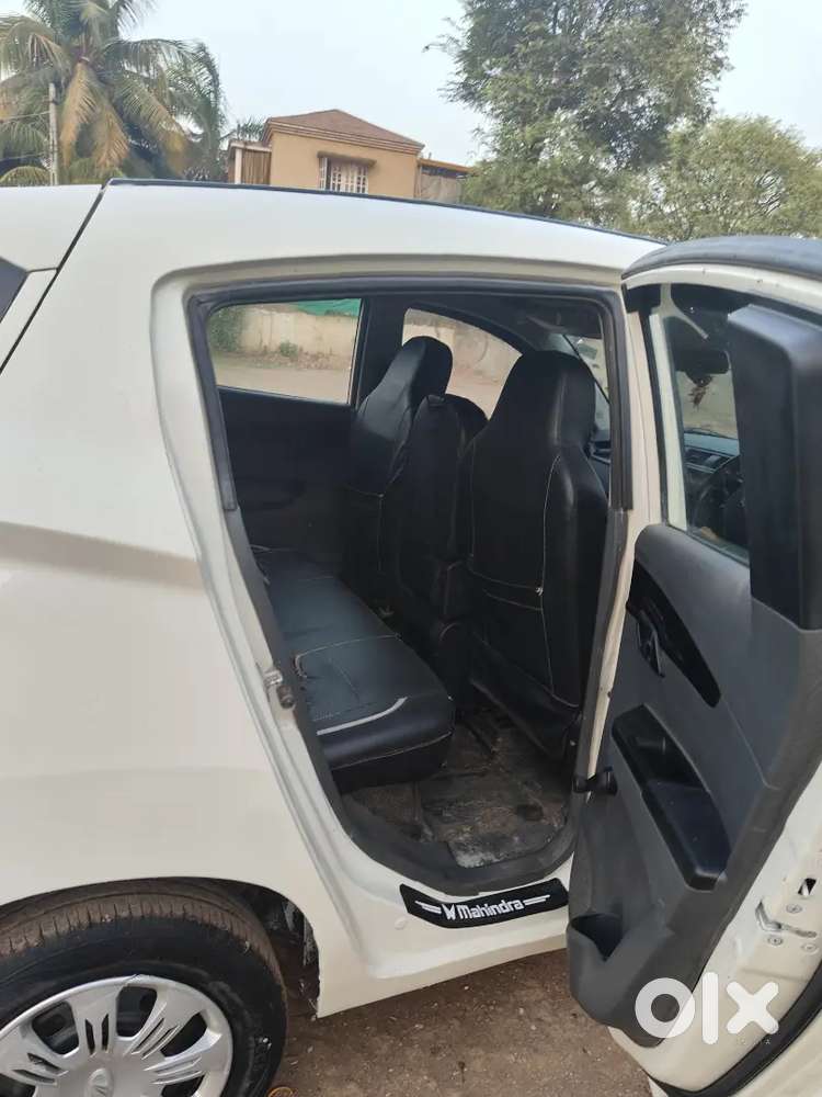 Mahindra Kuv Trip100
2018 1st Owner 
Petrol Cng Company Fited
Km96455
