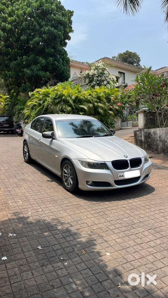 Bmw 3 Series 2011 Petrol 23000 Km Driven