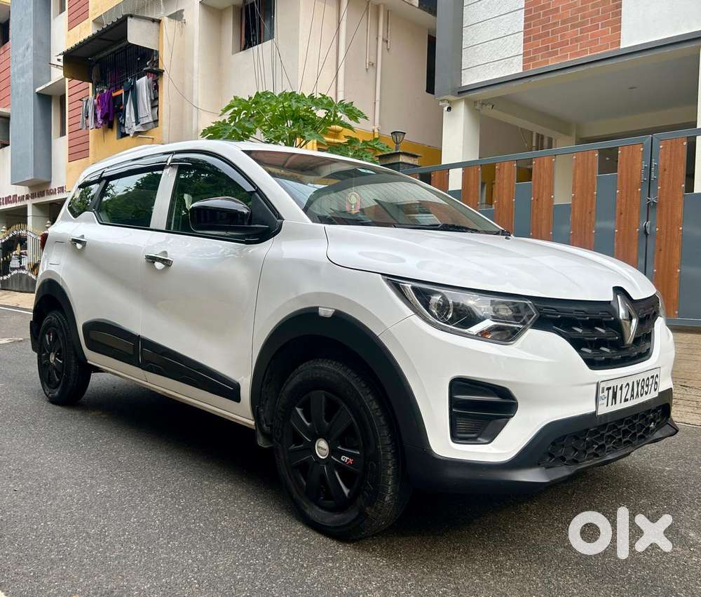 Renault Triber 1.0 Rxe, 2023, Petrol