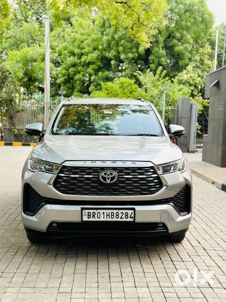 Toyota Innova Hycross 2.0 Vx Hybrid 7 Str, 2023, Petrol