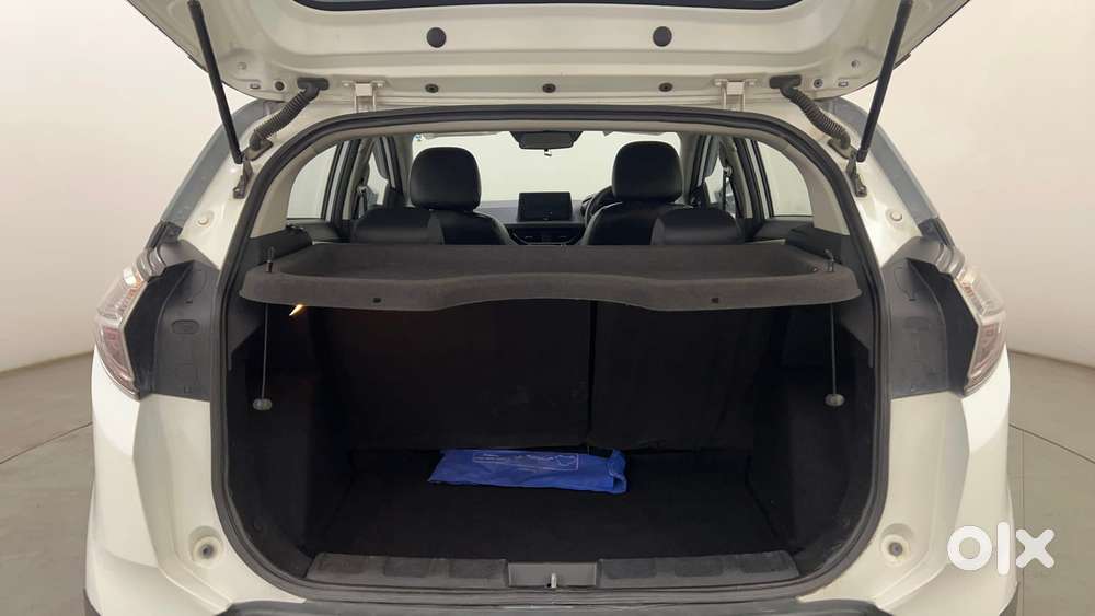 Tata Nexon 1.2 Revotron Xza Plus (l), 2018, Petrol