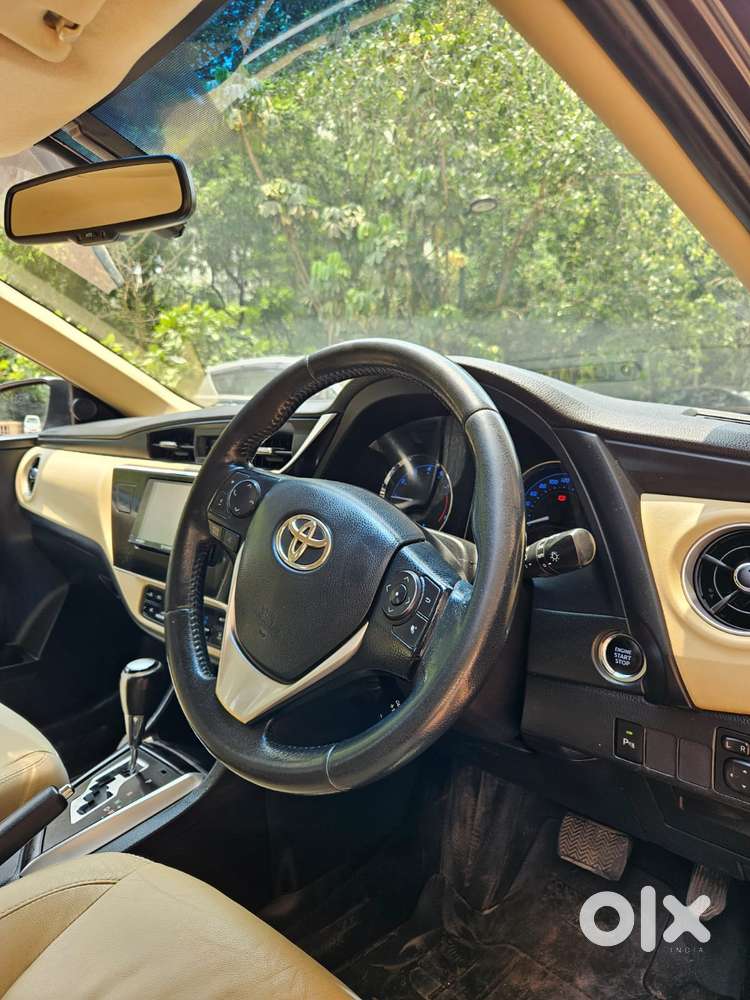 Toyota Corolla Altis 2013-2017 Vl At, 2017, Petrol