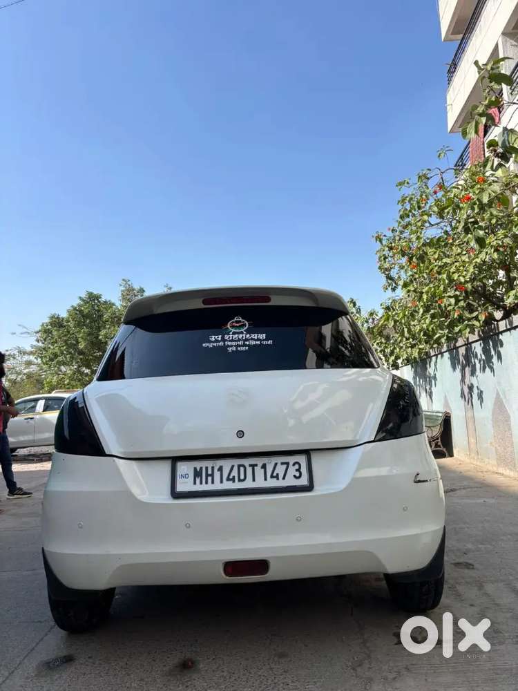 Maruti Suzuki Swift 2012 Petrol 76700 Km Driven