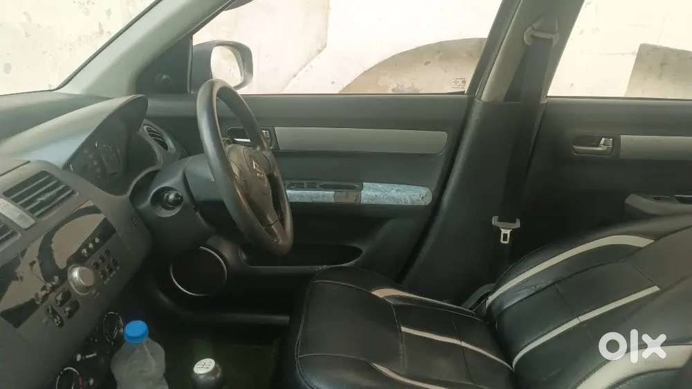 Maruti Suzuki Swift Dzire 2010 Silver Colour