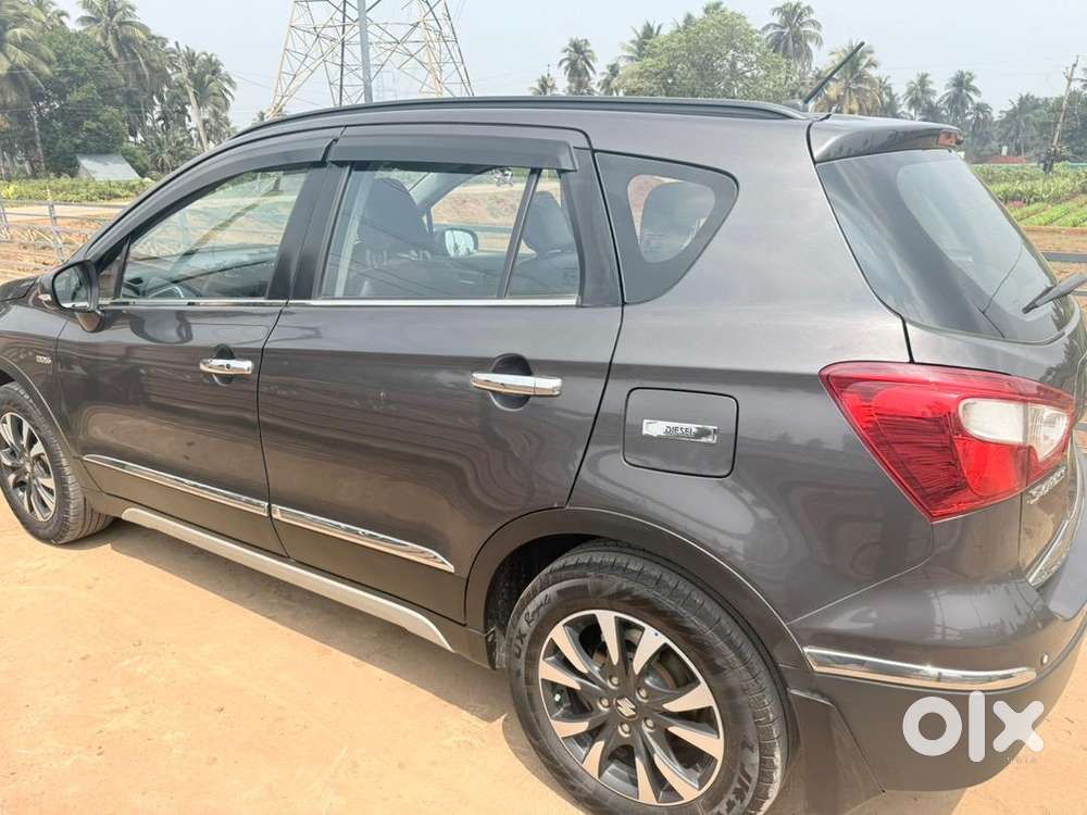 Maruti Suzuki S-cross 2018 Diesel Well Maintained