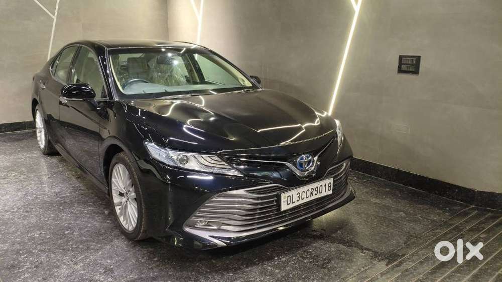 Toyota Camry Hybrid, 2019, Petrol
