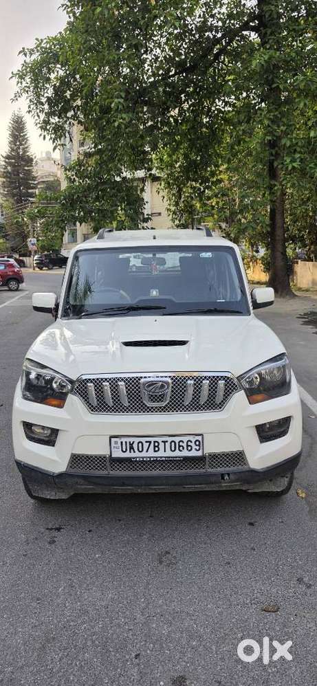 Mahindra Scorpio S6 Plus, 2016, Diesel