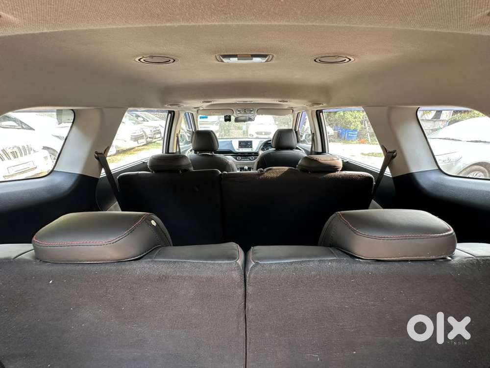 Kia Carens G1.5 6mt Gravity, 2024, Petrol