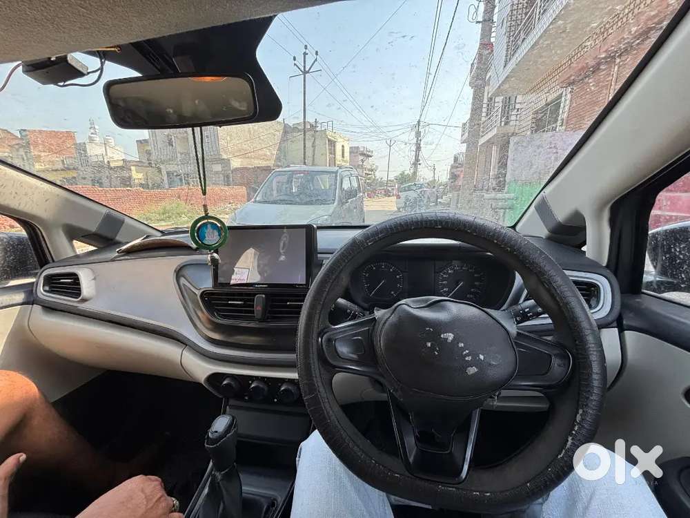 New Car Leni Hai