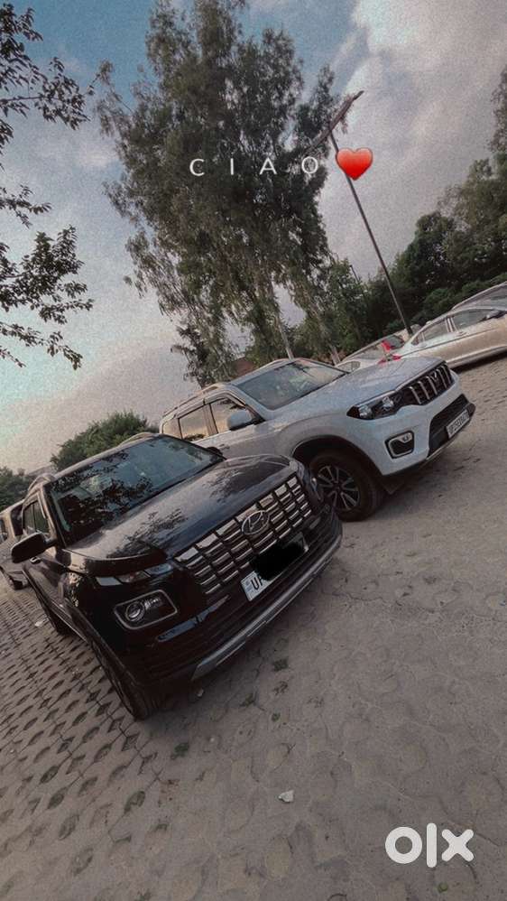 Hyundai Venue Petrol 2024