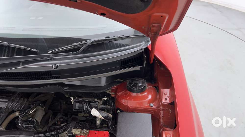 Maruti Suzuki Swift Amt Zxi, 2018, Petrol