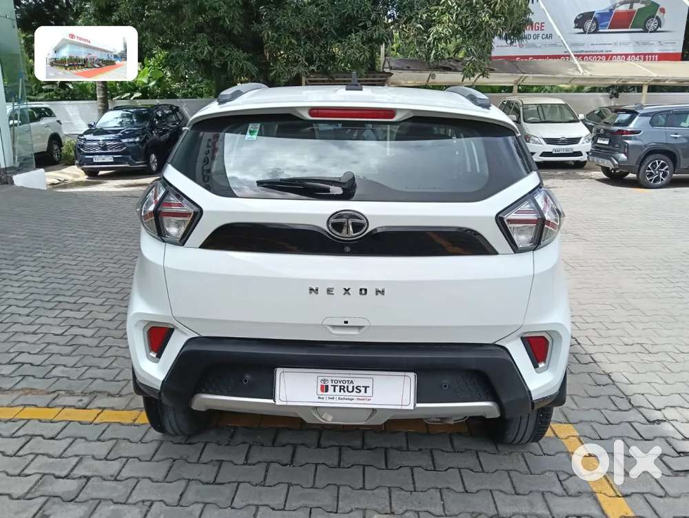 Tata Nexon 1.2 Revotron Xza Plus, 2022, Petrol