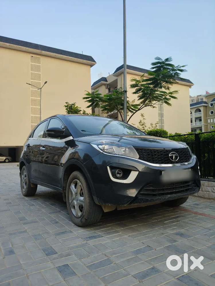 2018 Tata Nexon - Automatic Gear - Diesel - Good Mileage- Time Servi