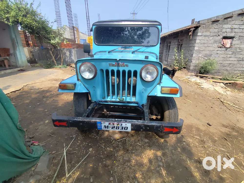 Mahindra Jeep 1982