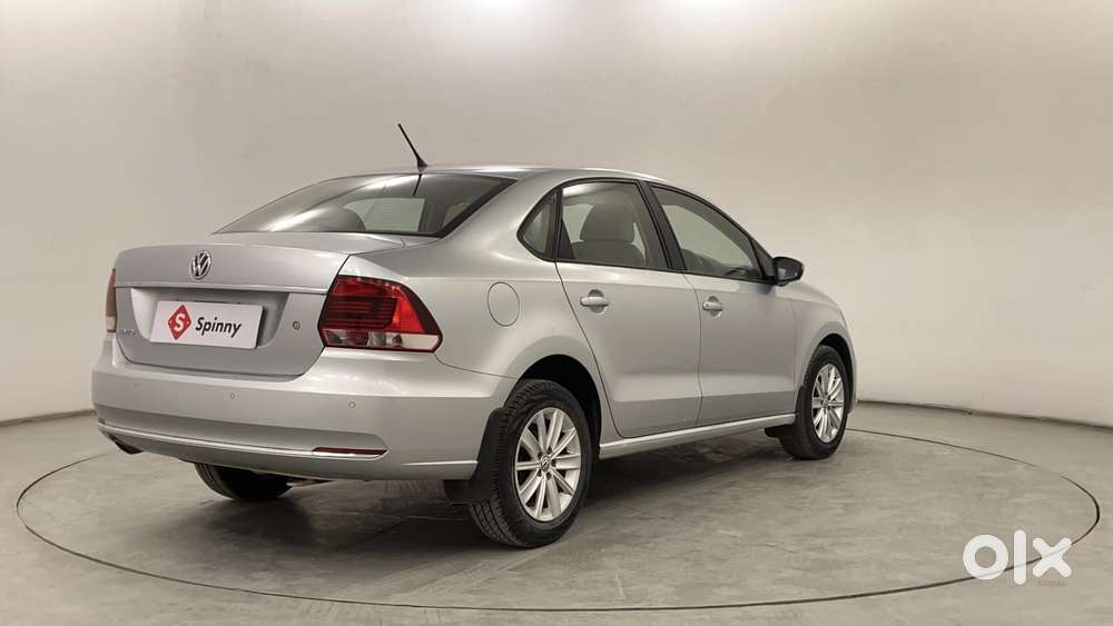 Volkswagen Vento 1.6 Highline, 2016, Petrol