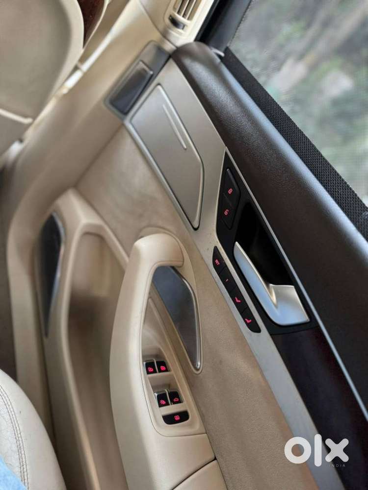 Audi A8 L 2010-2013 4.2 Fsi Quattro, 2011, Petrol