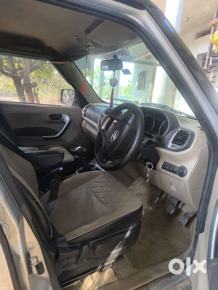 Mahindra Tuv 300 2019 Diesel 84000 Km Driven