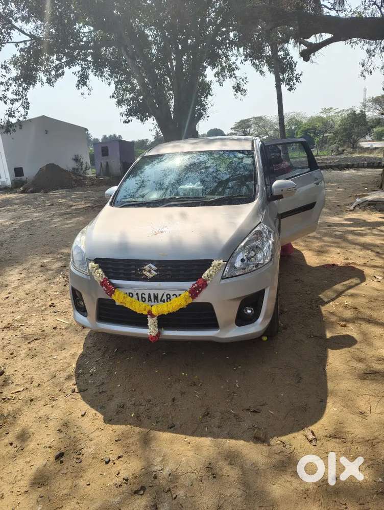 Maruti Suzuki Ertiga 2013 Petrol 122000 Km Driven