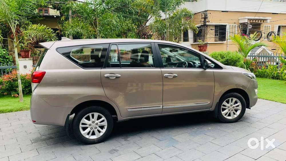 Toyota Innova Crysta 2020