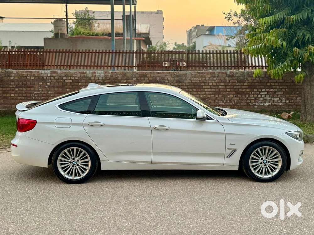 Bmw 3 Series Gt 320d Luxury Line, 2016, Diesel
