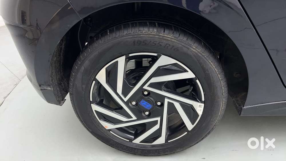 Hyundai New I20 1.2 Asta (o) Ivt, 2023, Petrol