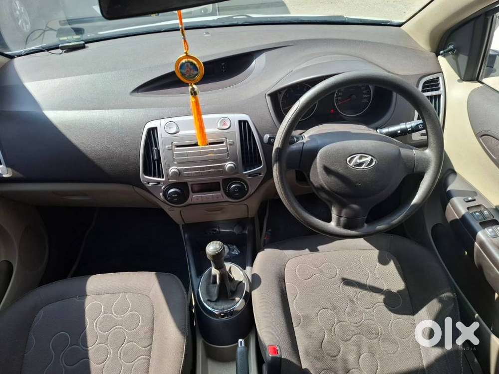 Hyundai I20 2010-2012 1.2 Sportz Option, 2011, Petrol